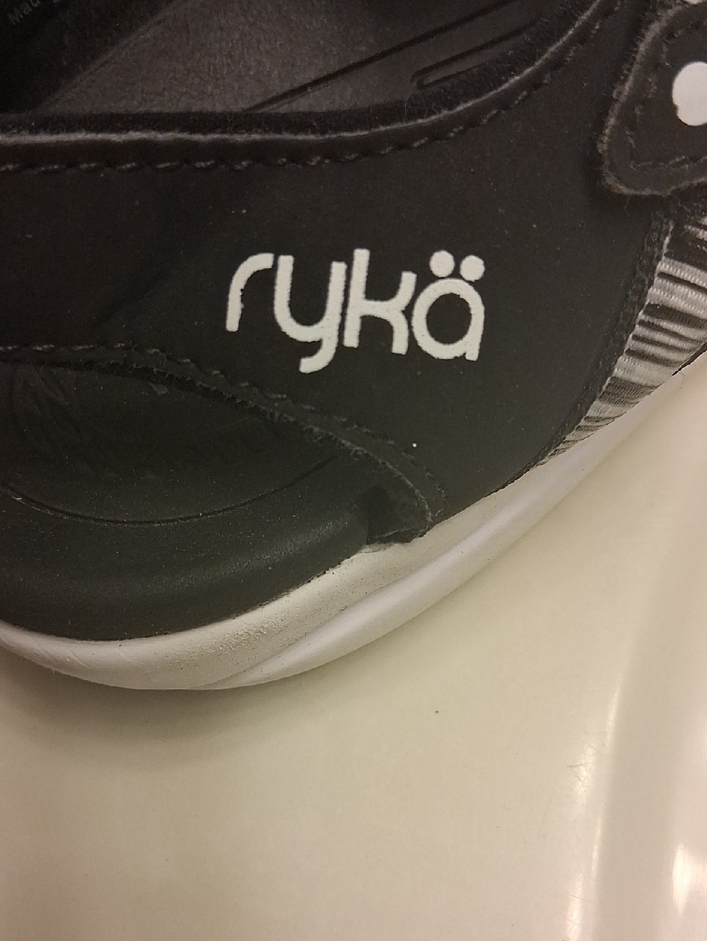 Womens RYKA  Black & White Striped Sport Sandals Size 9W - Picture 13 of 15